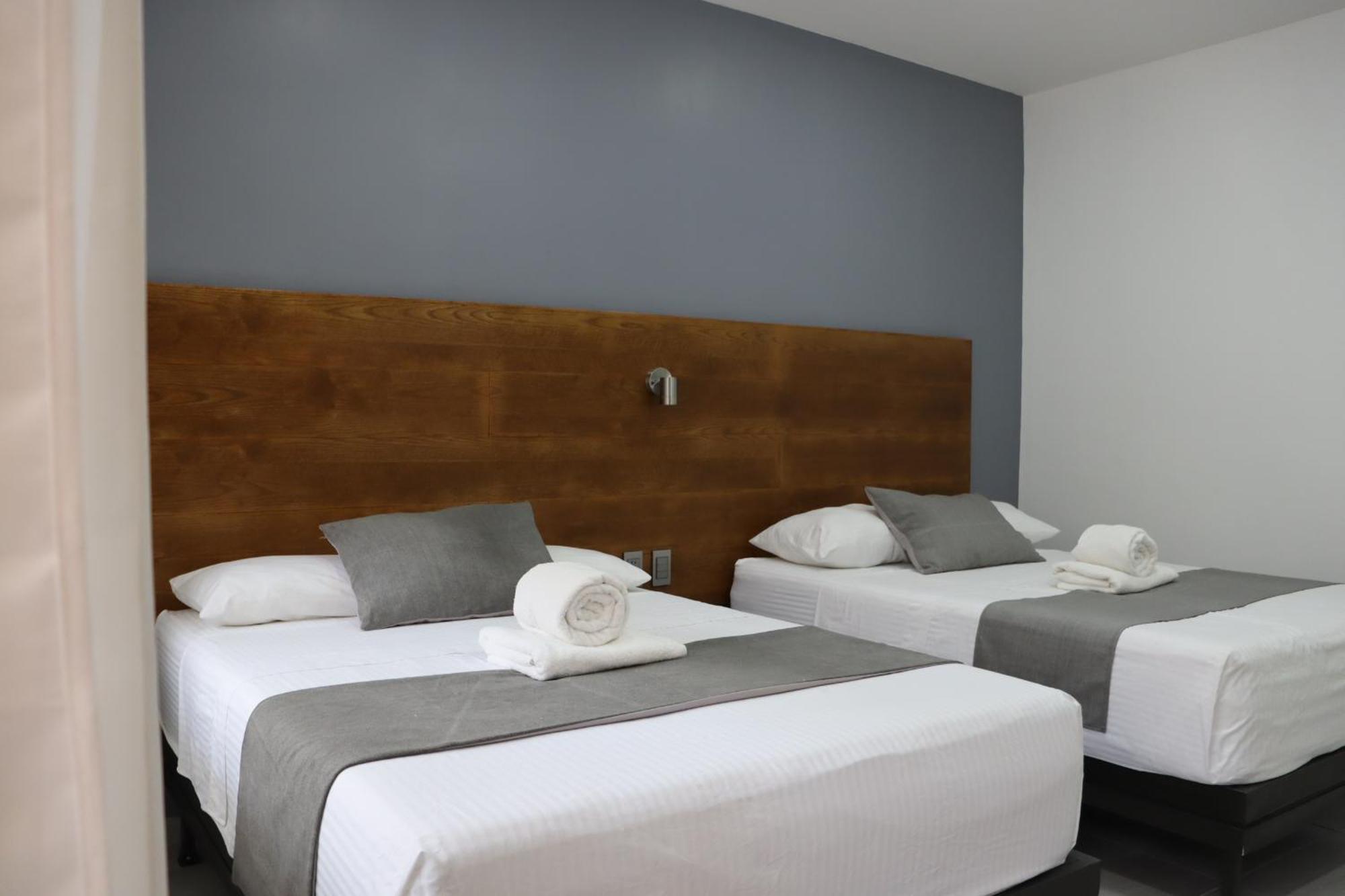 Hotel Riviera Сан Хуан де лос Лагос Екстериор снимка